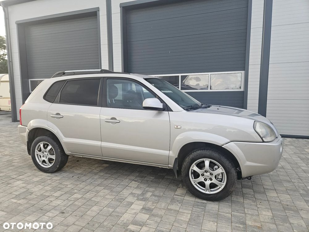 Hyundai Tucson 2.0 Comfort 2WD - 6
