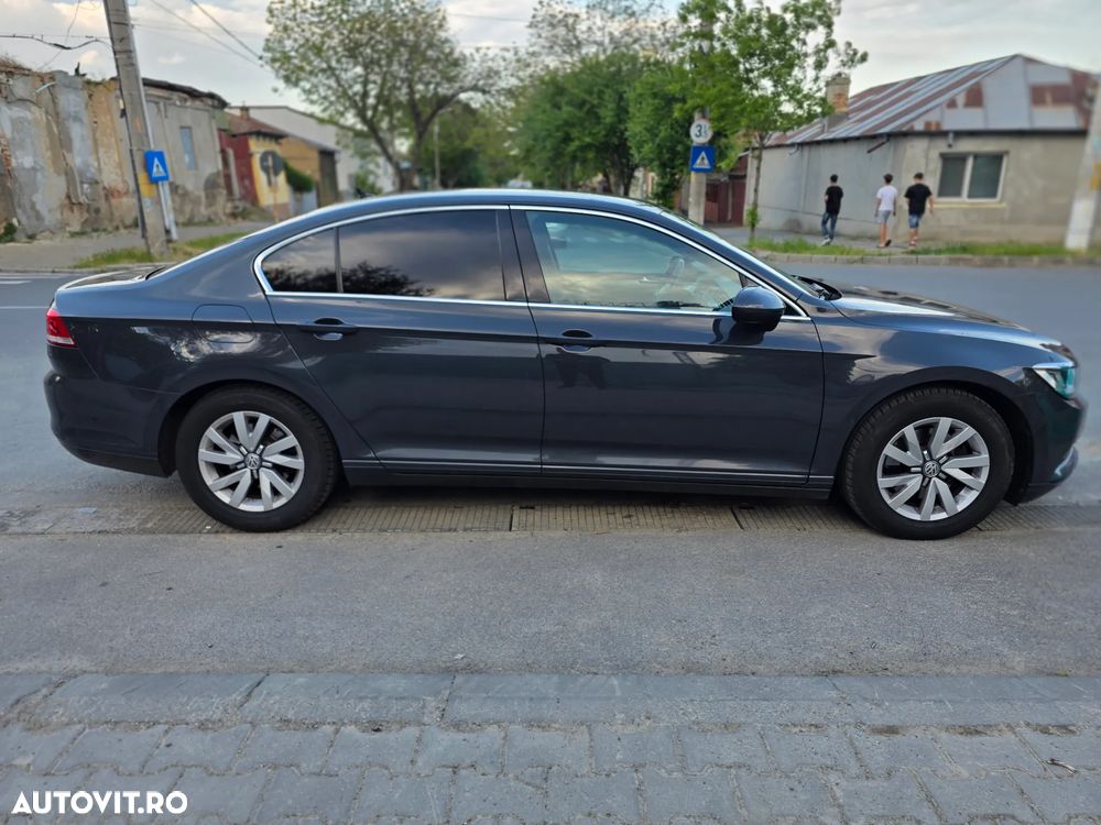 Volkswagen Passat - 15