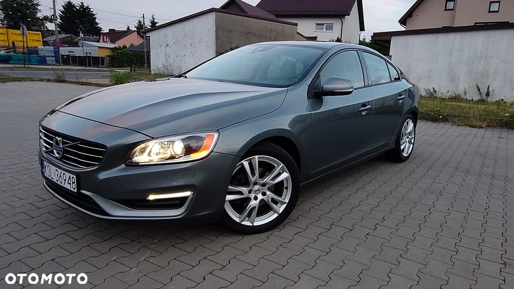 Volvo S60 - 1