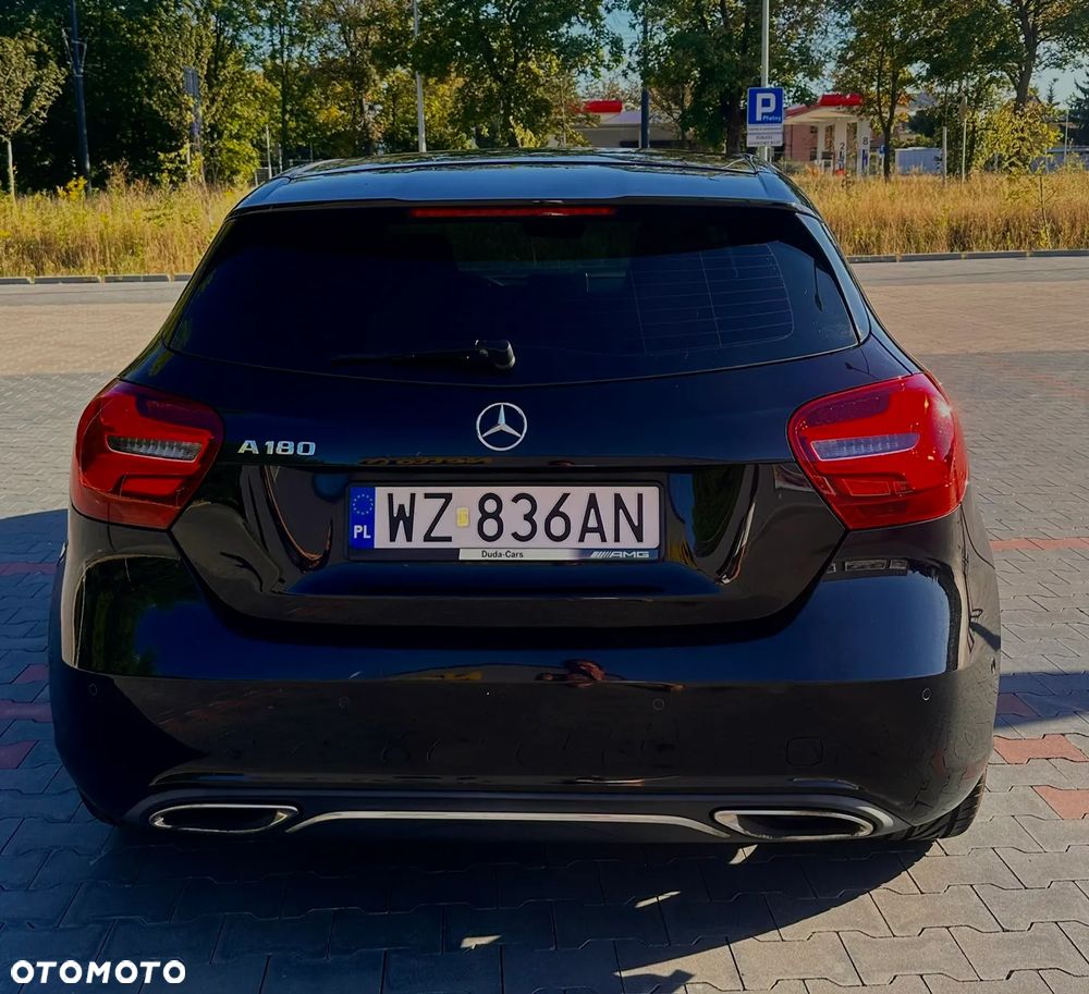 Mercedes-Benz Klasa A 180 7G-DCT AMG Line - 2