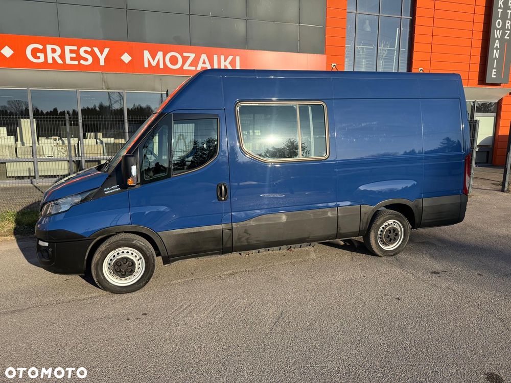 Iveco Daily 33S16, L3H2, Brygadówka 5os, HiMatic, Zadbany - 2