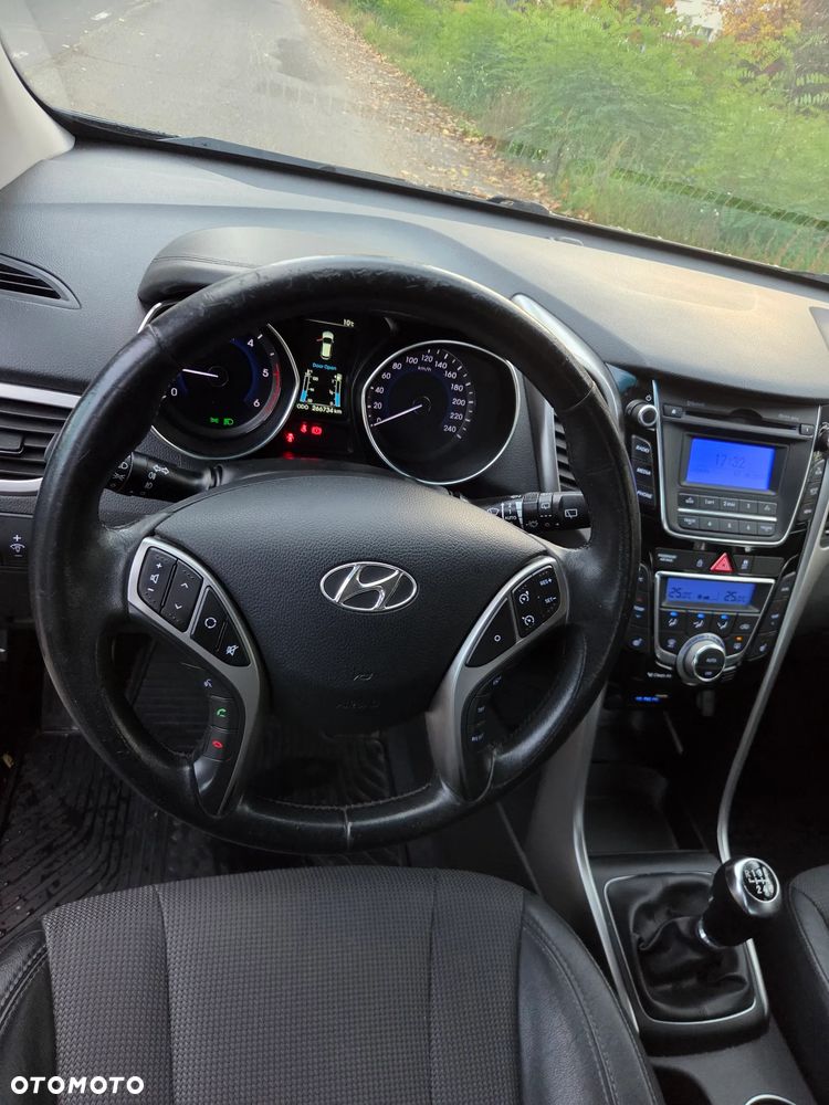 Hyundai i30 - 13