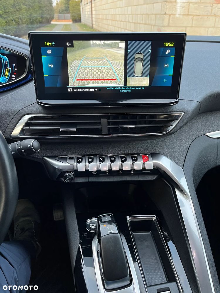 Peugeot 3008 1.6 PureTech HYbrid Allure S&S EAT8 - 19