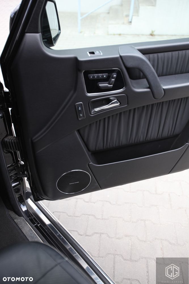 Mercedes-Benz Klasa G 63 AMG L - 26