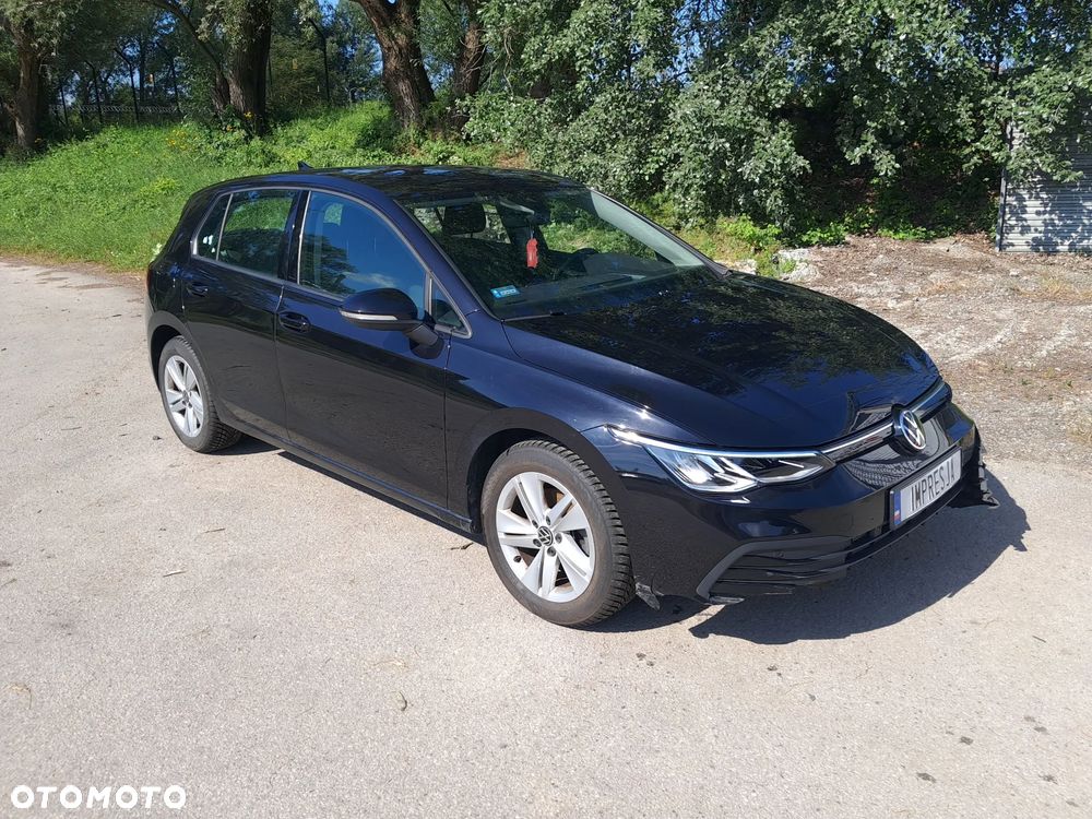 Volkswagen Golf - 10