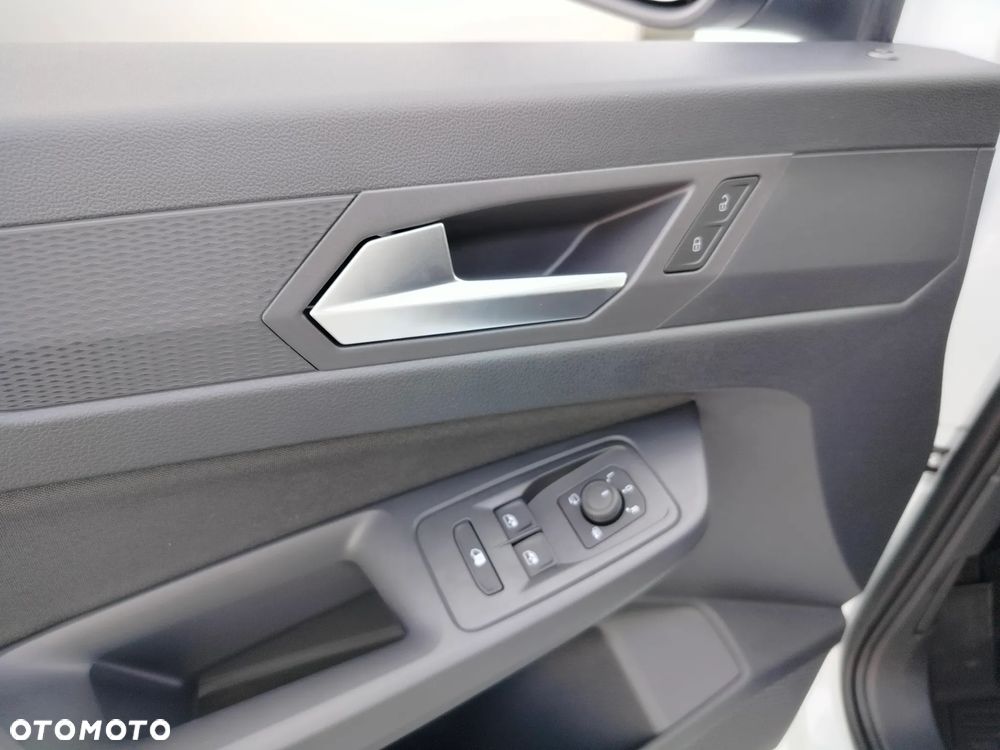 Ford Transit Connect - 13