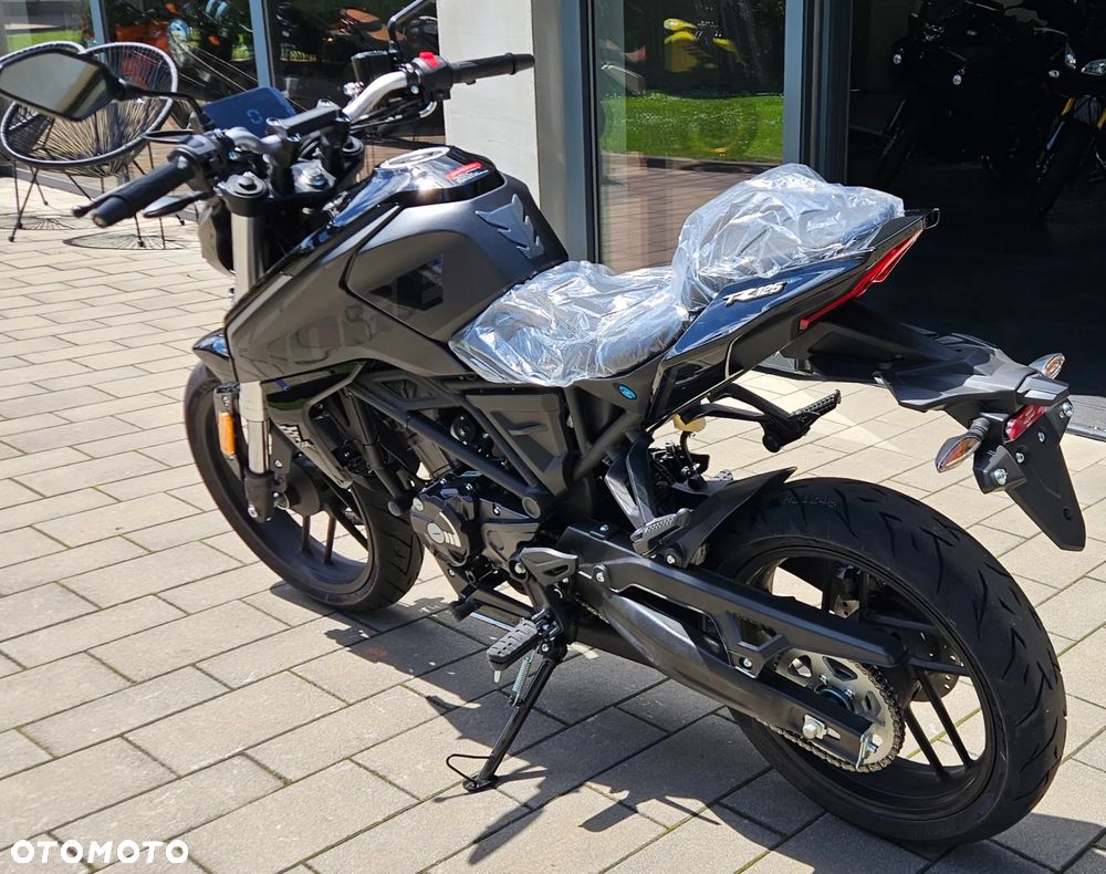 VOGE R125 - 7