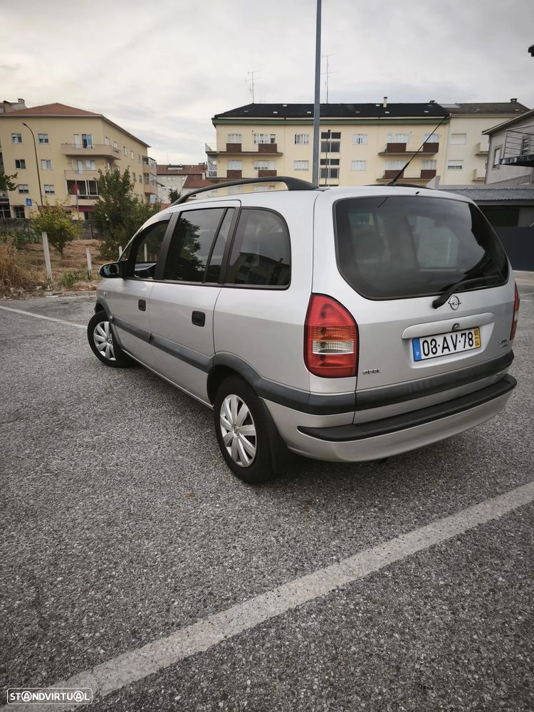 Opel Zafira 2.0 DTi Comfort - 4