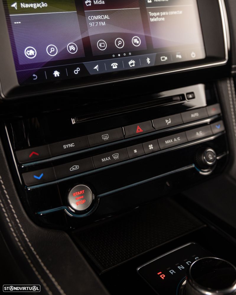 Jaguar F-Pace 2.0 i4D R-Sport Aut. - 26