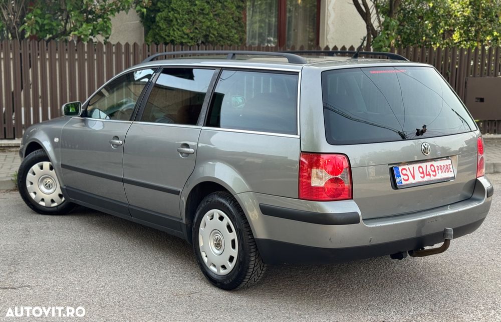 Volkswagen Passat 1.9 TDI Comfortline Family - 2