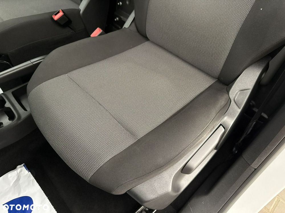 Toyota Proace City - 18