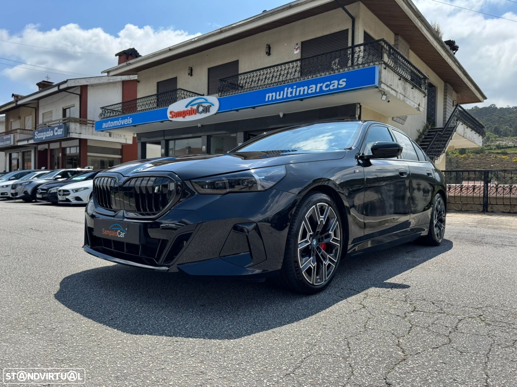 BMW i5 eDrive40 Pack Desportivo M Pro - 1
