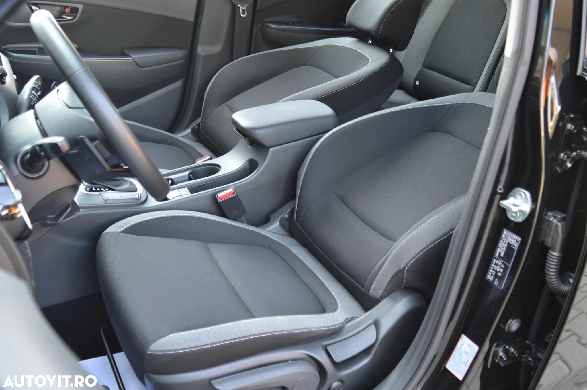 Hyundai KONA 1.6 GDI DCT Hybrid Select - 14