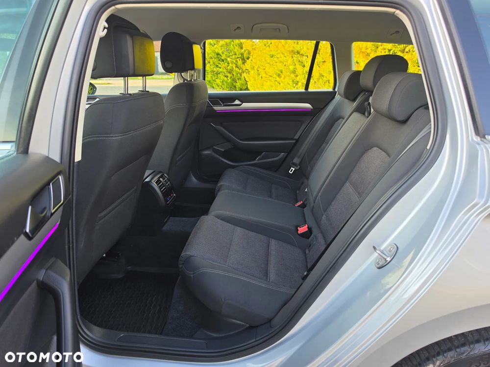 Volkswagen Passat 2.0 TDI (BlueMotion Technology) Comfortline - 28