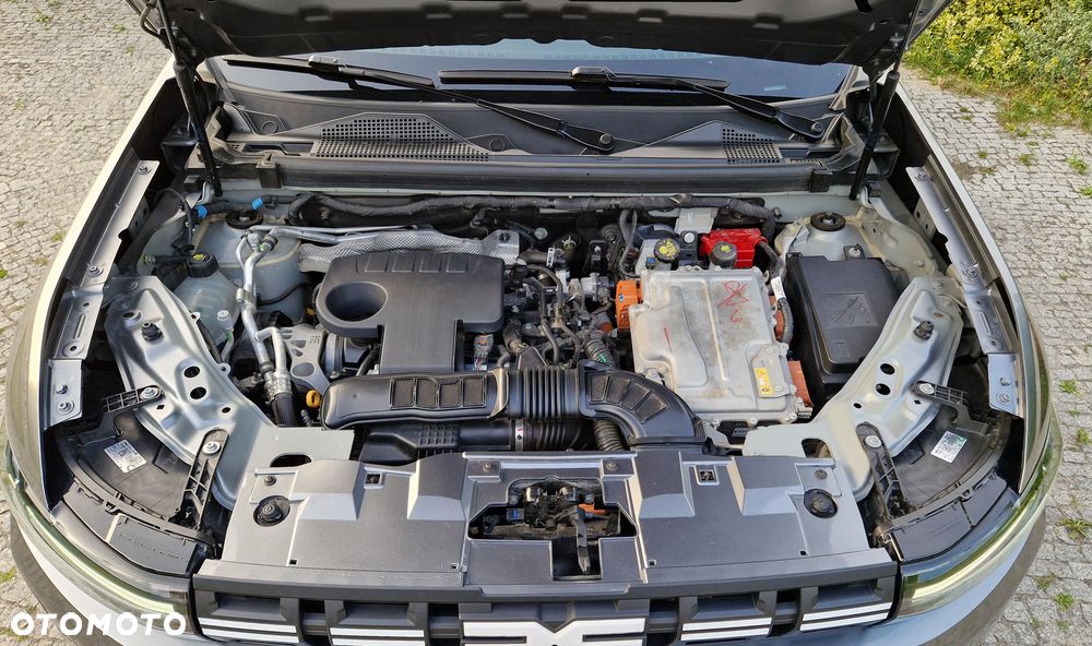 Dacia Duster 1.6 Full Hybrid 140 Journey MMT - 21