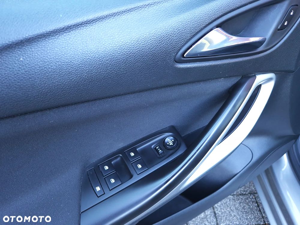 Opel Astra 1.4 Turbo Active - 26
