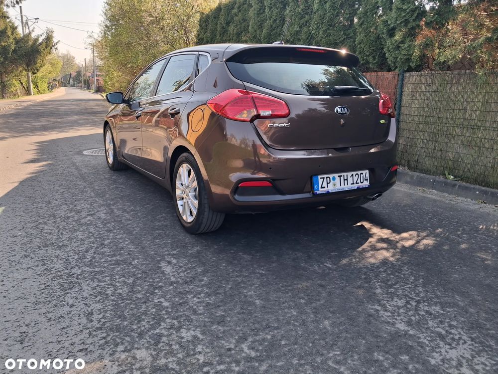 Kia Ceed 1.6 GDI Edition 7 - 4