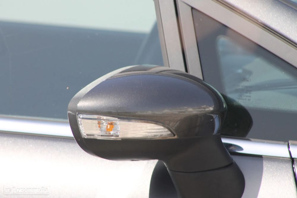 Ford Fiesta 1.5 TDCi Titanium - 11