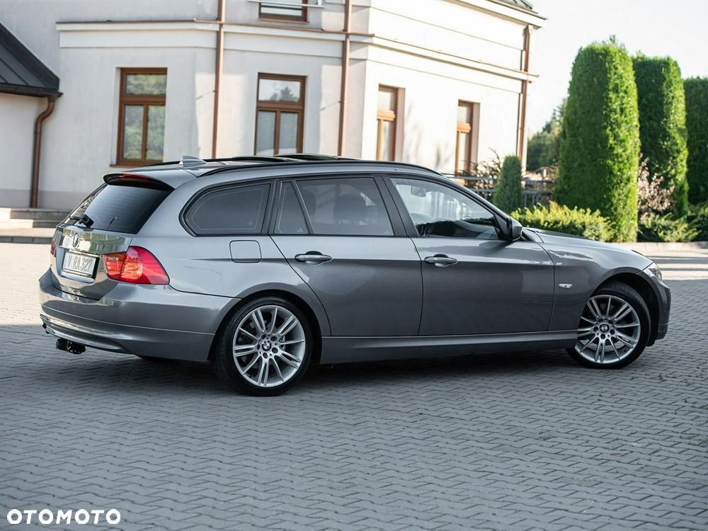 BMW Seria 3 - 18