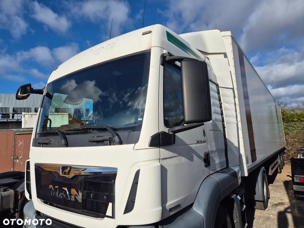 MAN TGS 18.360 2017 NAUKA JAZDY POLIFT FULL ELKA AUTOMAT 4x2 STANDARD 315/70r22.5 SUPER STAN HYDRAULIKA TGX 470 460 420 430 500 510 400 360 410 - 4