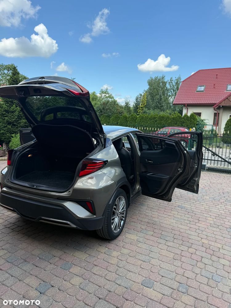 Toyota C-HR 2.0 Hybrid Executive - 8