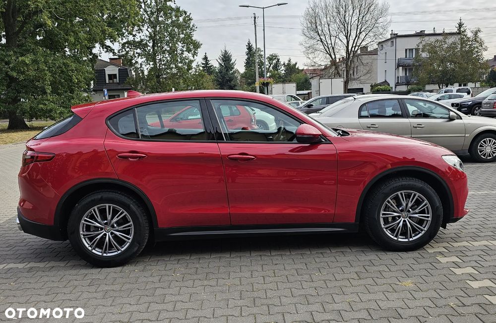 Alfa Romeo Stelvio 2.2 Diesel 16V AT8 Q4 Business - 6