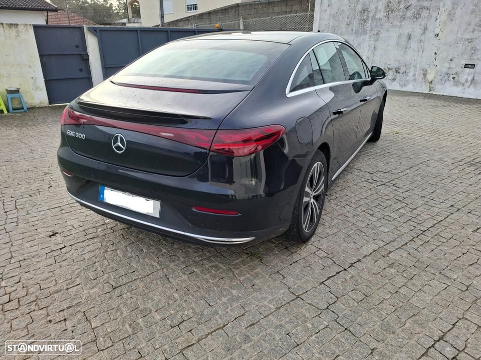 Mercedes-Benz EQE 300 Electric Art - 3