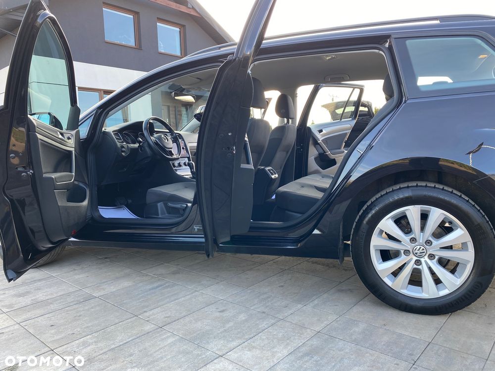 Volkswagen Golf 1.6 TDI SCR DSG Comfortline - 36