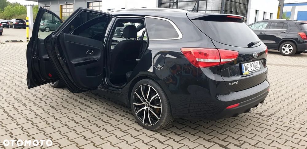 Kia Ceed 1.6 CRDi 136 DCT ISG GT Line - 13