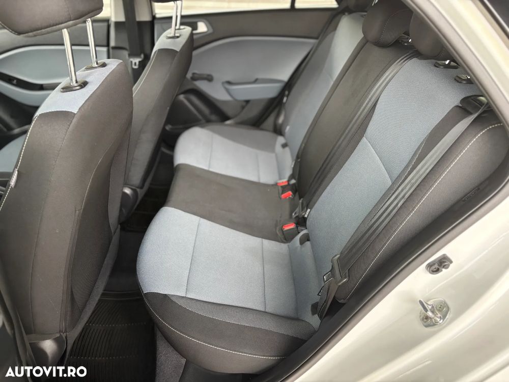 Hyundai i20 1.25 75CP M/T Comfort - 27