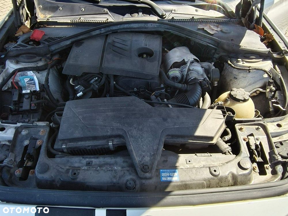 BMW Seria 1 - 22