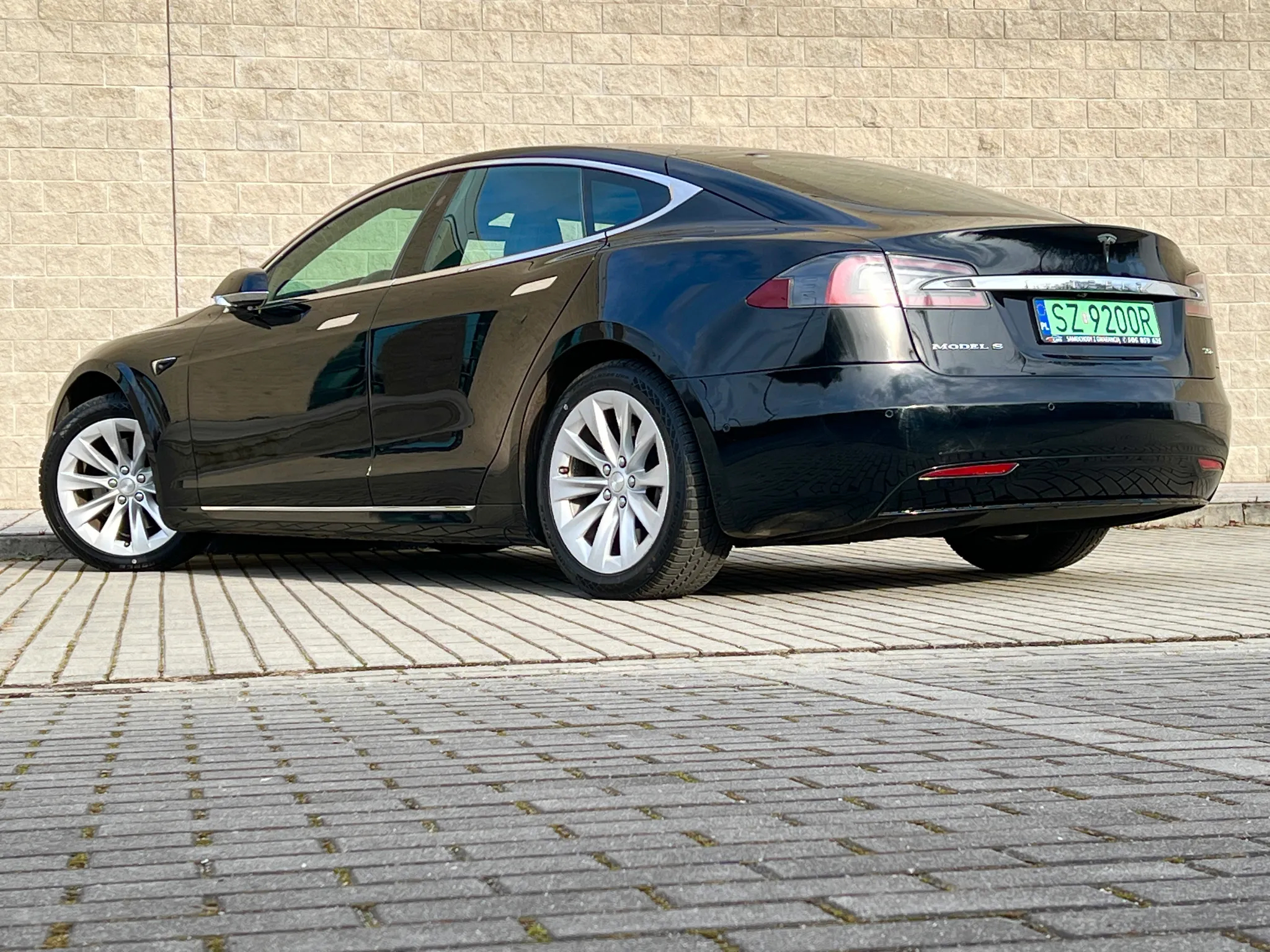 Tesla Model S Long Range Plus - 8