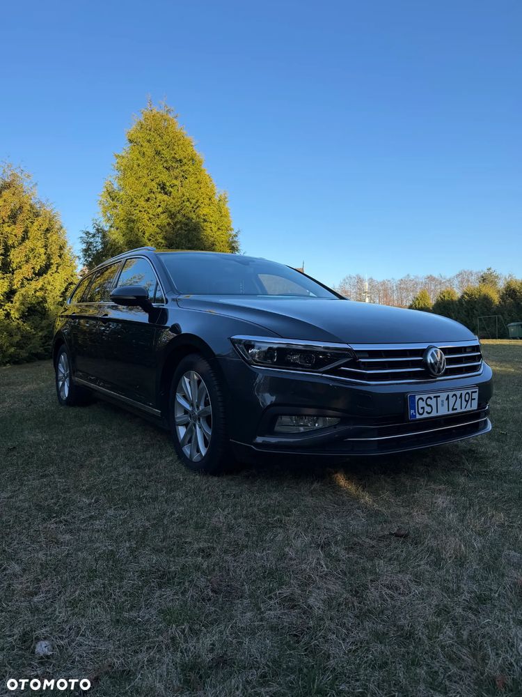 Volkswagen Passat - 2