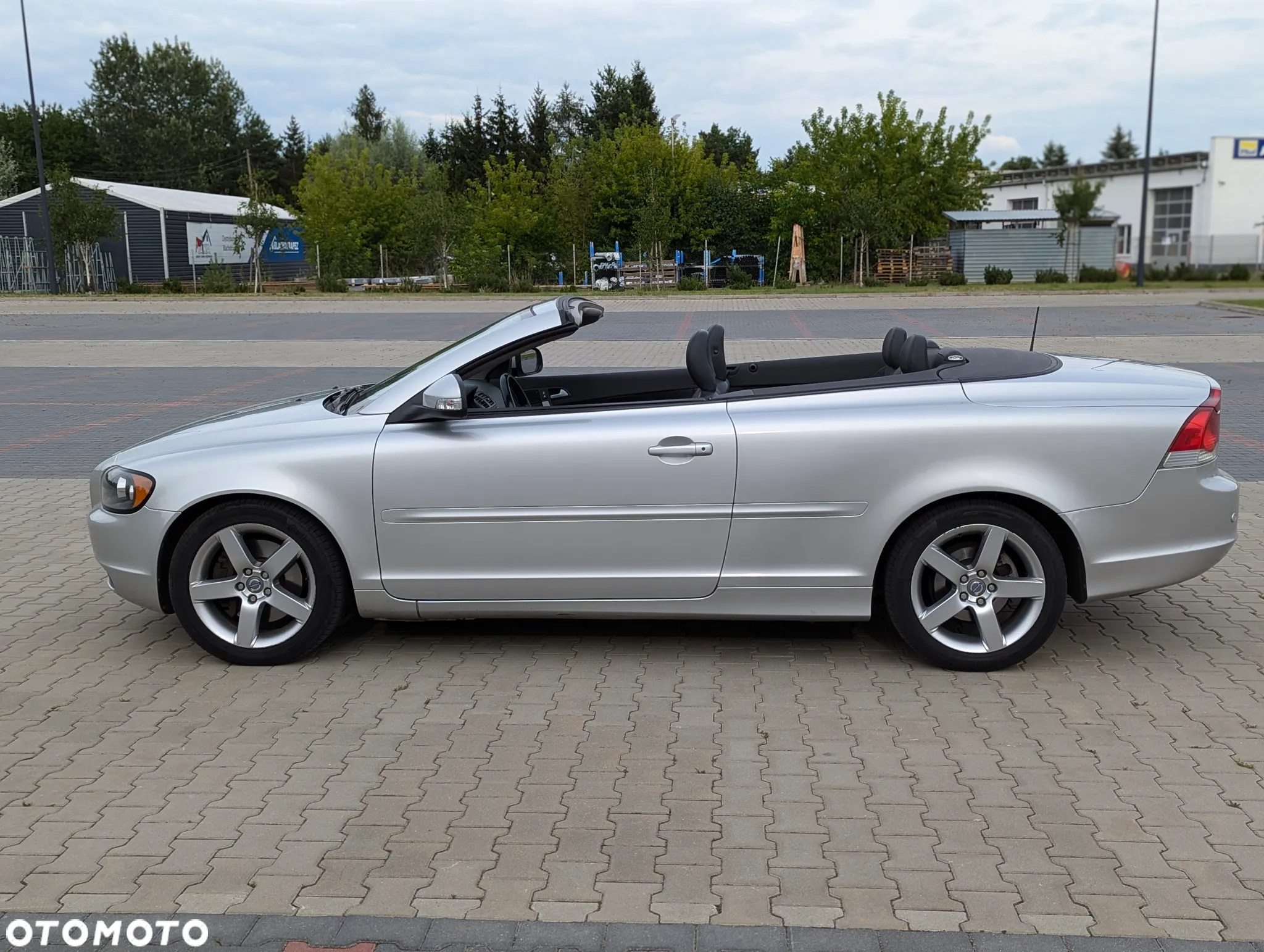 Volvo C70 2.4 Momentum - 7