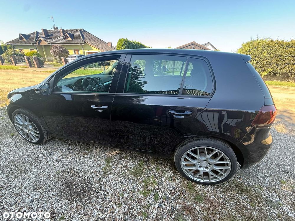 Volkswagen Golf - 5