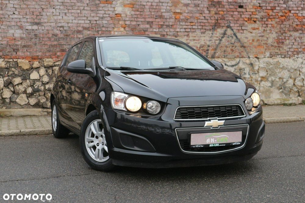 Chevrolet Aveo 1.2 LT - 14