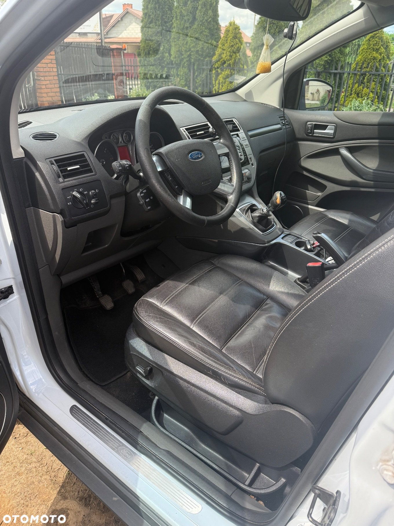 Ford Kuga 2.0 TDCi Trend - 4
