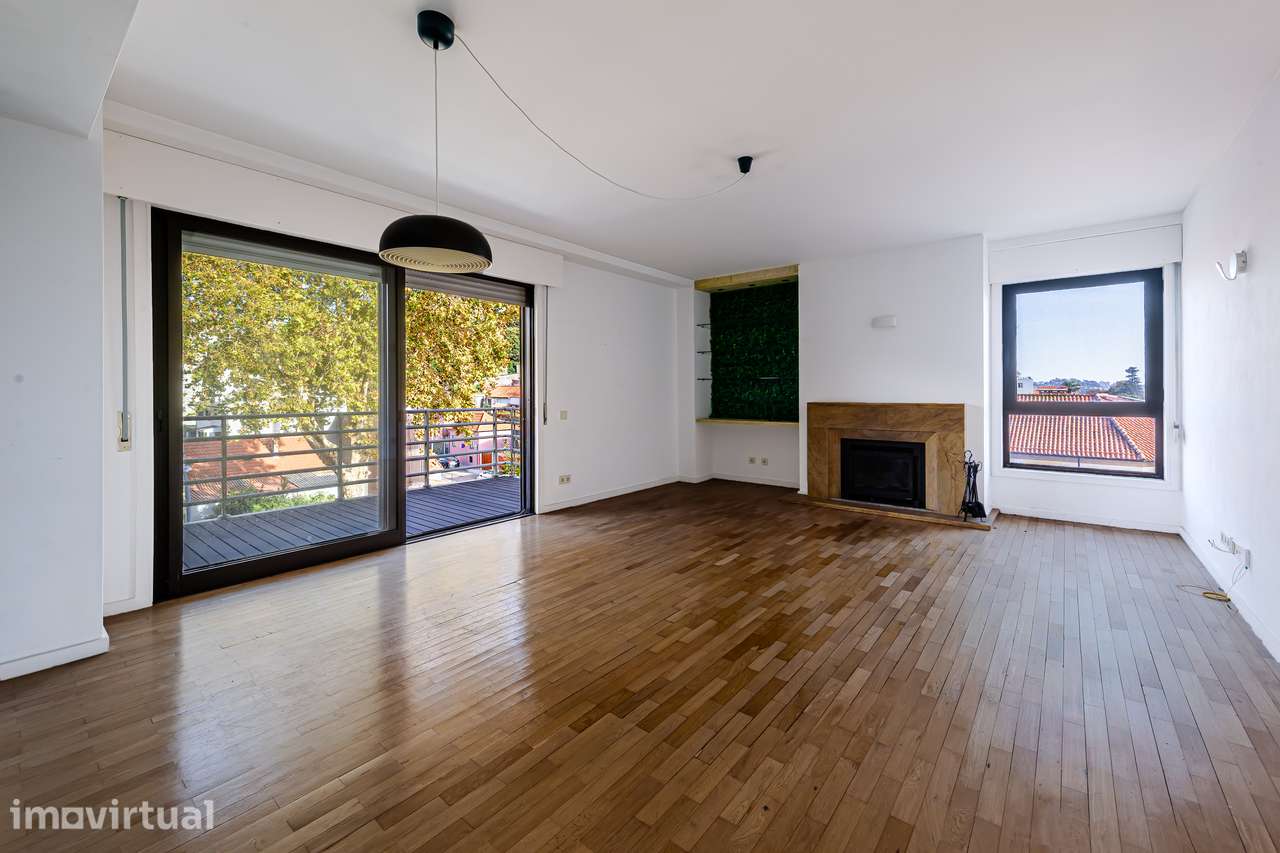 Apartamento T3 na Foz Velha com varanda e garagem para 2 carros - Grande imagem: 2/19