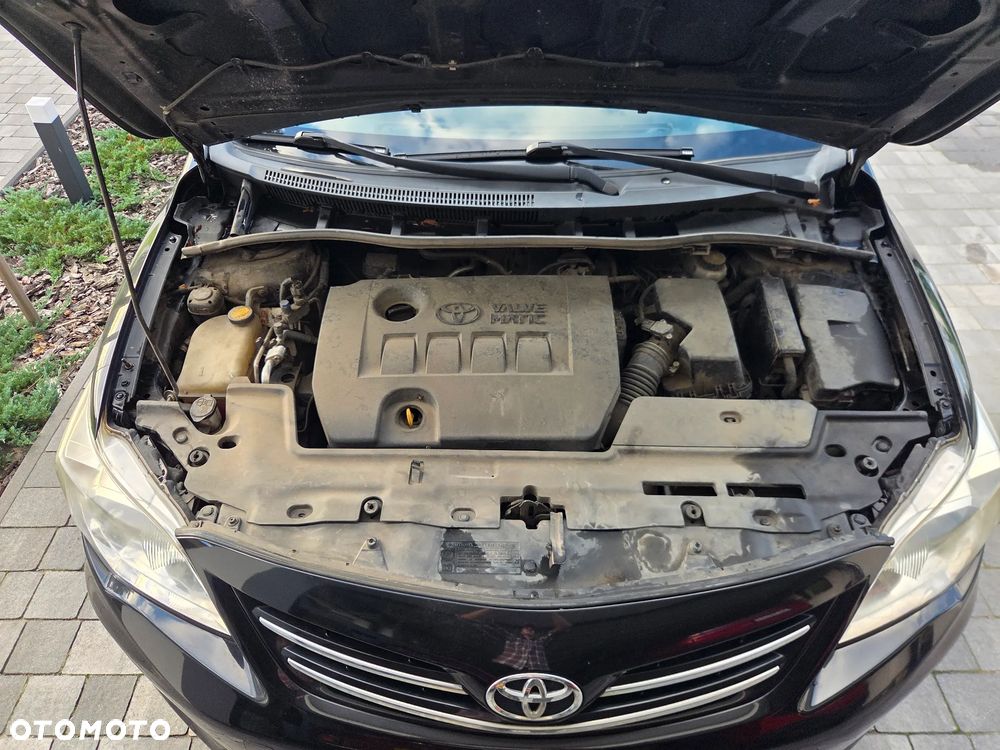 Toyota Corolla 1.6 Premium - 12