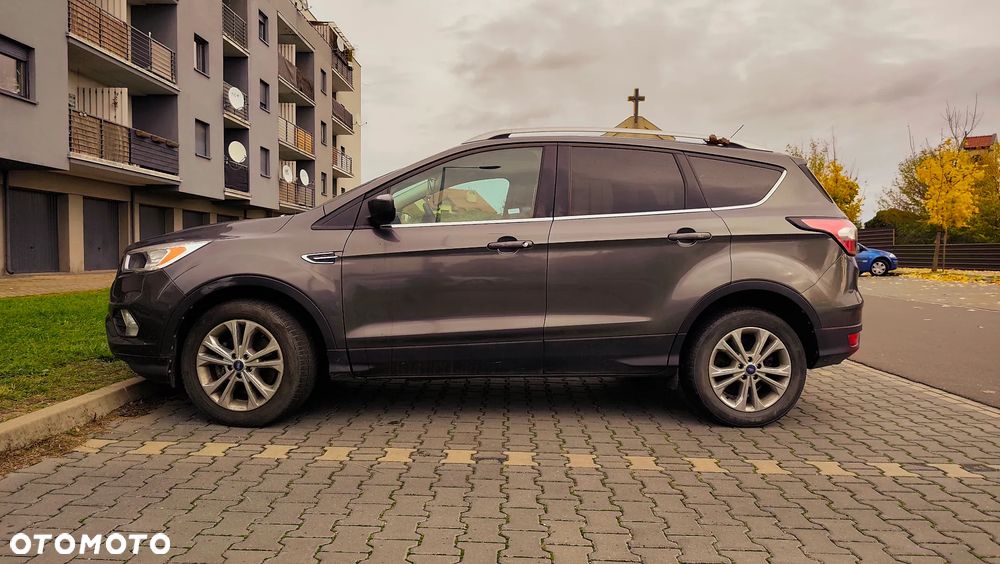 Ford Escape 2018 photo 3