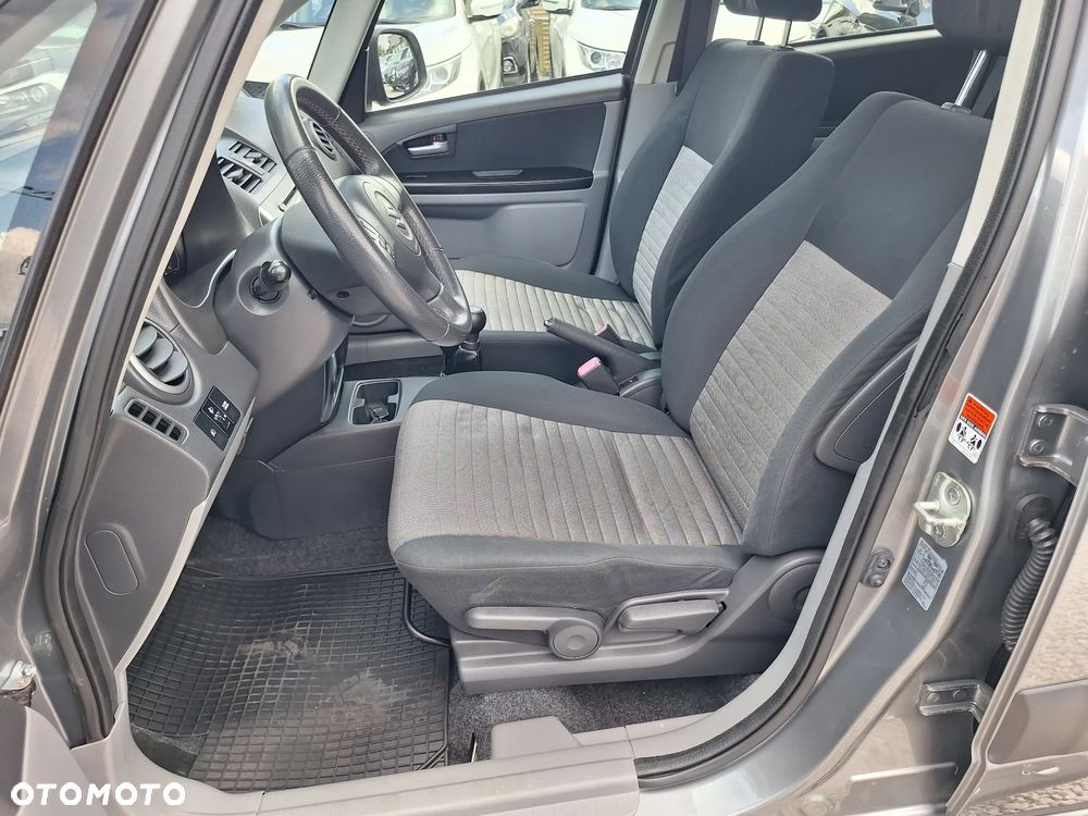 Suzuki SX4 1.6 VVT 4x4 Comfort - 14