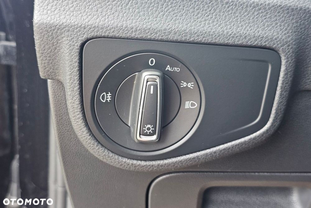 Volkswagen Golf Sportsvan - 25