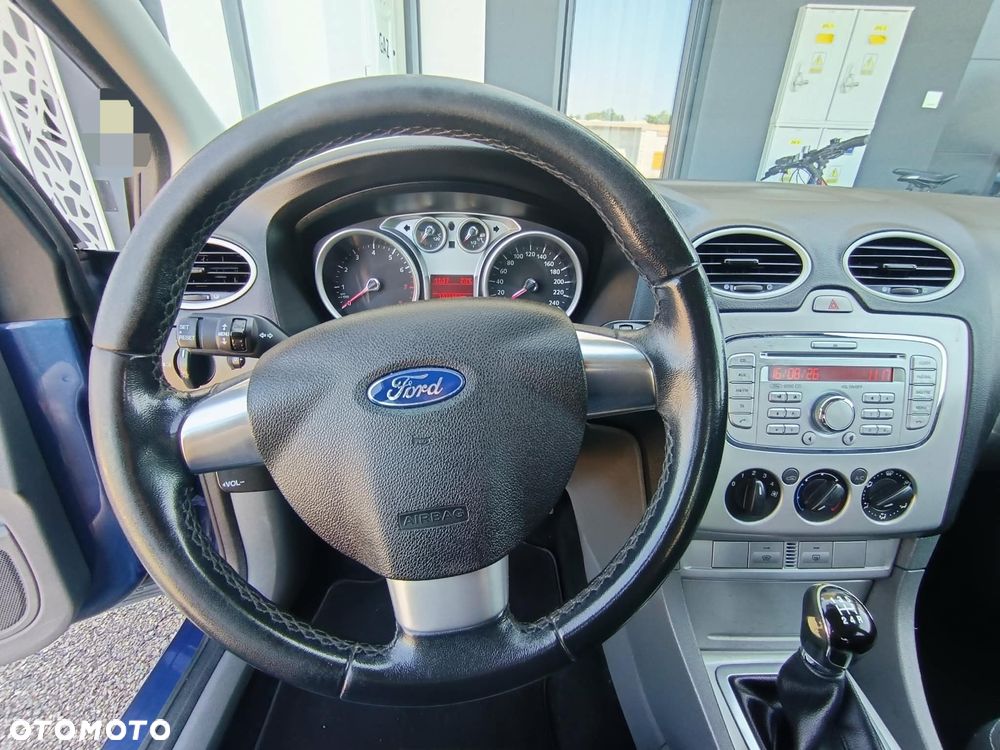 Ford Focus 1.6 Sport - 13
