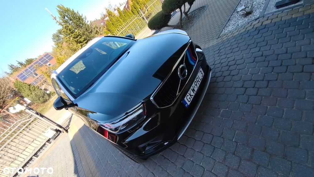 Volvo XC 40 D3 SCR AWD Momentum - 2