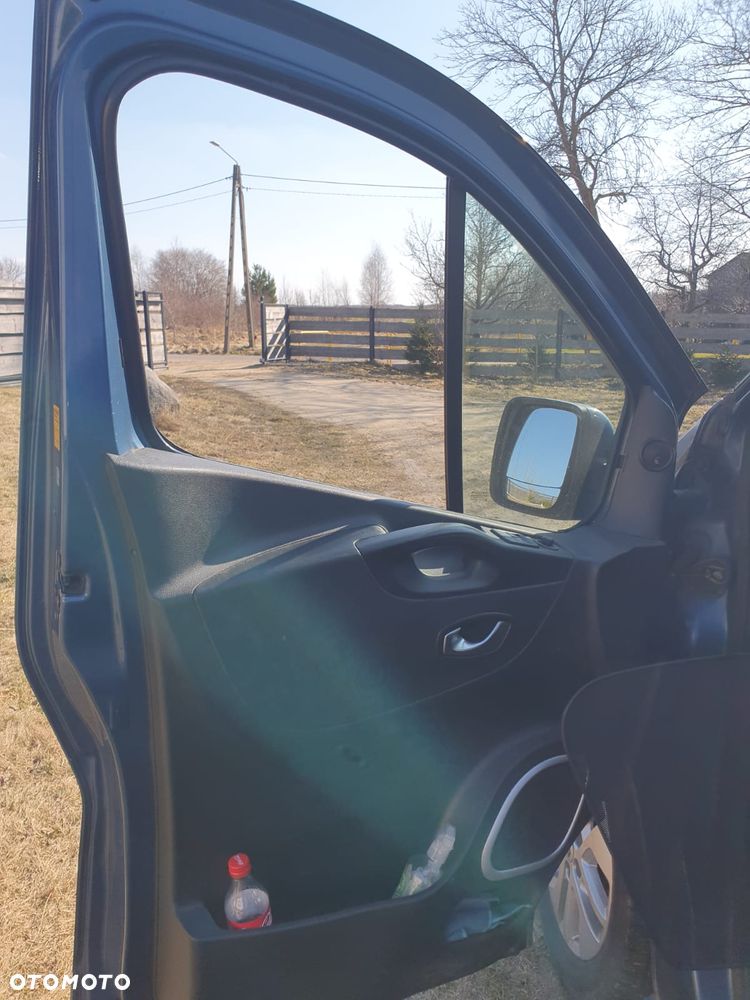 Renault Trafic 2.0 dCi EDC - 5