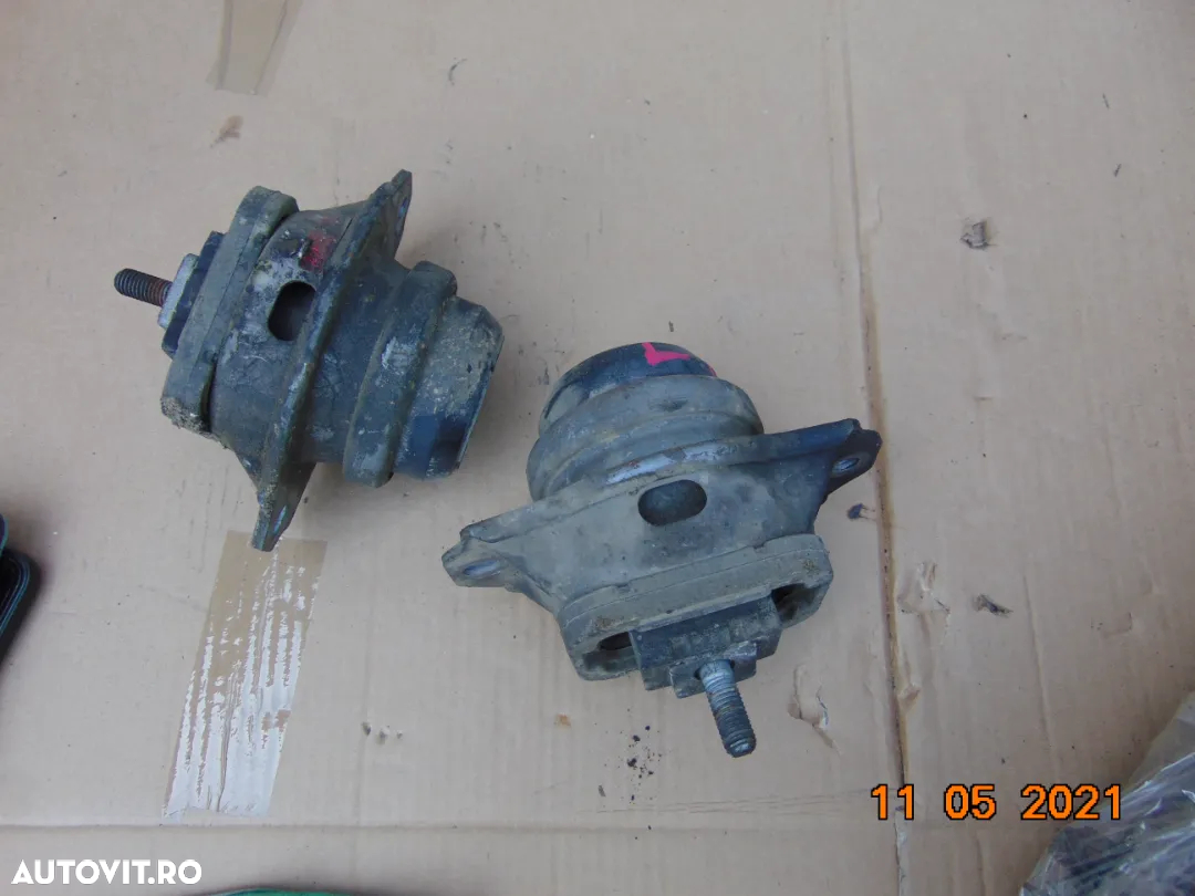 Tampon motor Range rover 2.7 land rover discovery tampoane motor dezmembrez - 2