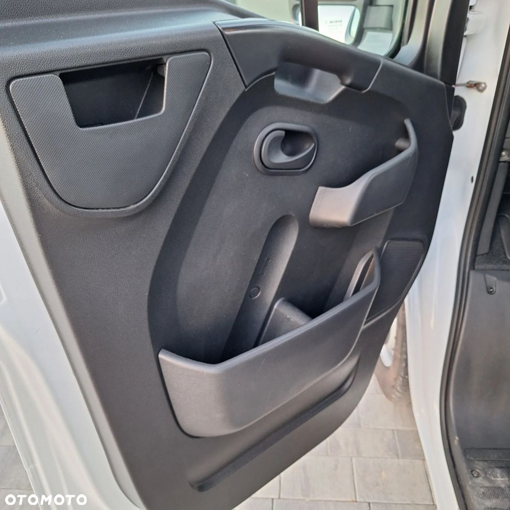 Renault Master - 20