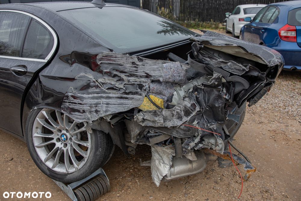 BMW Seria 7 740d xDrive - 9