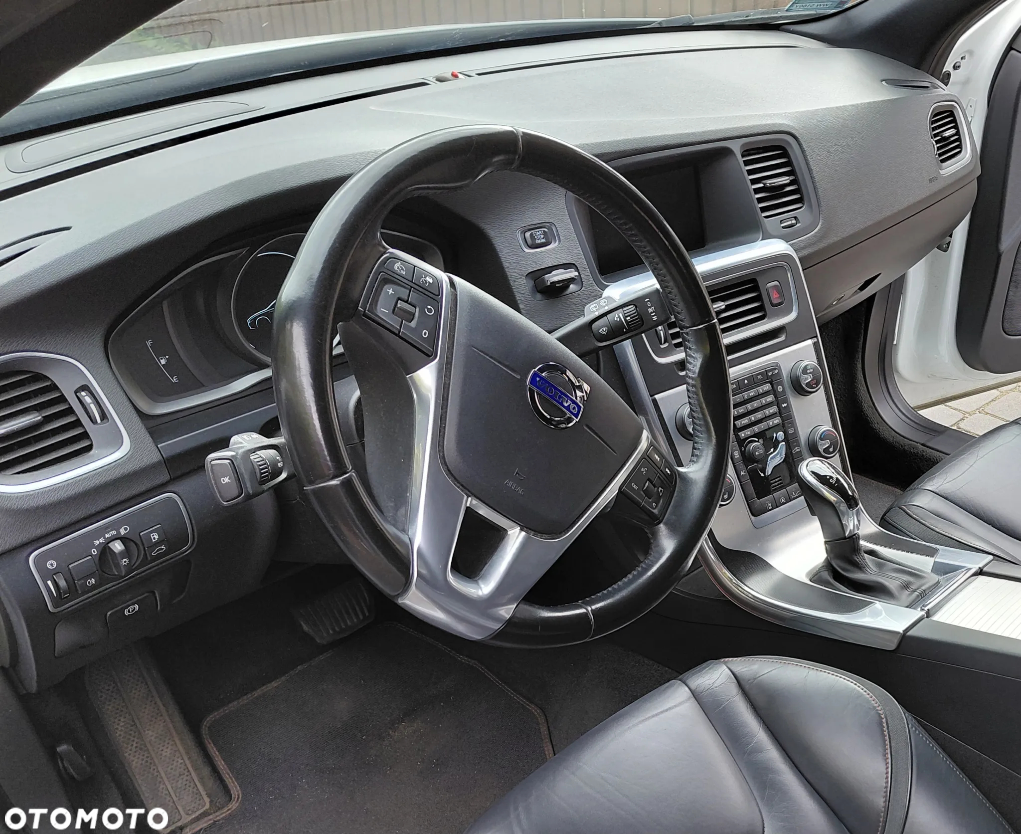 Volvo V60 D4 Drive-E Ocean Race - 15