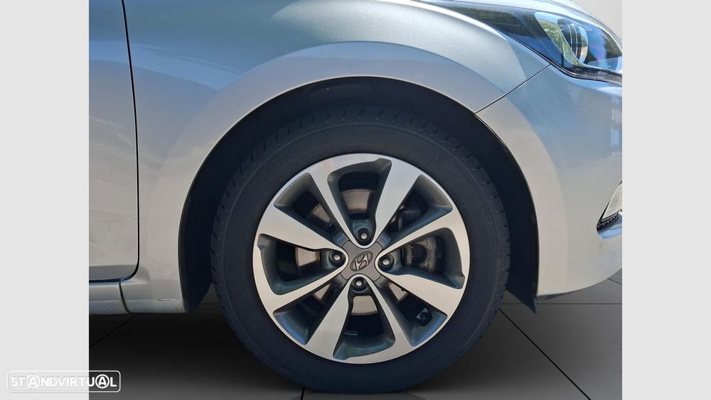 Hyundai i20 1.1 CRDi Comfort+Pack Look+JLL16 - 17